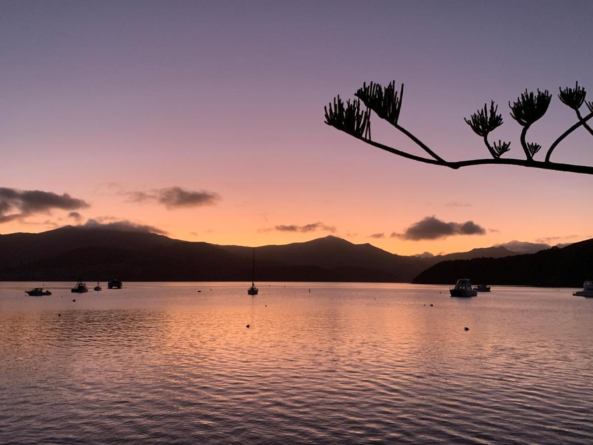 Love Akaroa Retreat Exterior photo